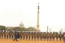 President Shri R. Venkataraman inspecting Inter Services Guard of Honour at the Forecourt of Rashtrapati Bhavan