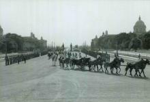 President Dr. Radhakrishnan and Dr. Rajendra Prasad driving In State from Parliament House to the Rashtrapati Bhavanti Bhavan