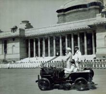 President Dr. Radhakrishnan inspecting a Guard of Honour at the Rashtrapati Bhavan Forecourt