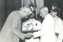 President R. Venkataraman conferring the Bharat Ratna Award to Frontier Gandhi, Khan Abdul Gaffar Khan