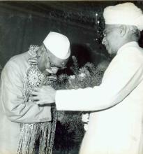 Vice President Dr. Radhakrishnan greeting President Dr. Rajendra Prasad on his 76th birthday