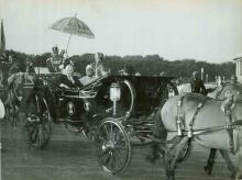 President of India and the President of U.S.A. arriving In State for the opening ceremony of the World Agriculture Fair